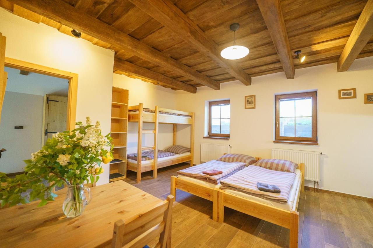 Apartmany Pausram Pouzdrany Exteriér fotografie